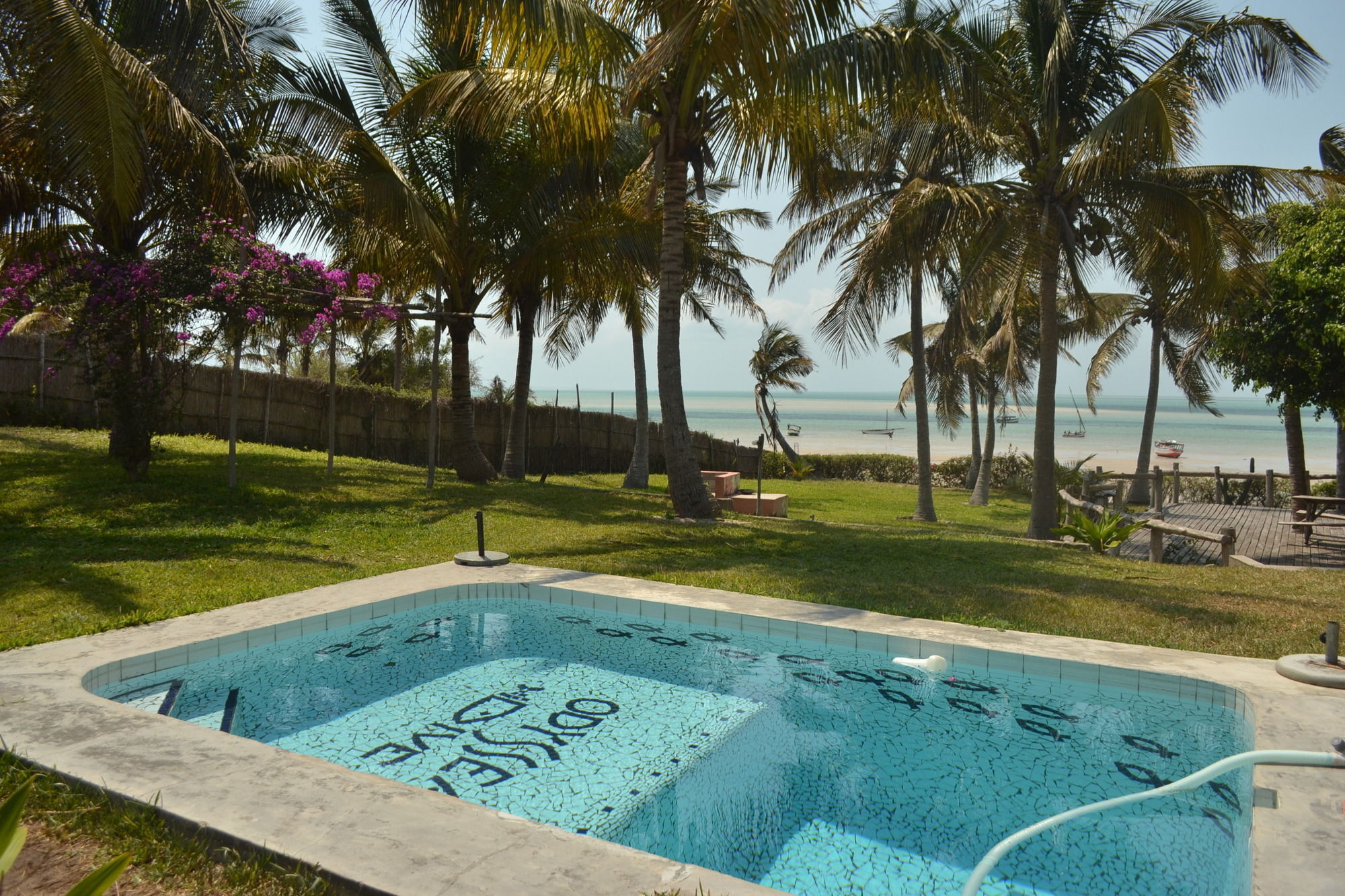 Baobab Beach Lodge And Backpackers Vilankulo Exterior foto